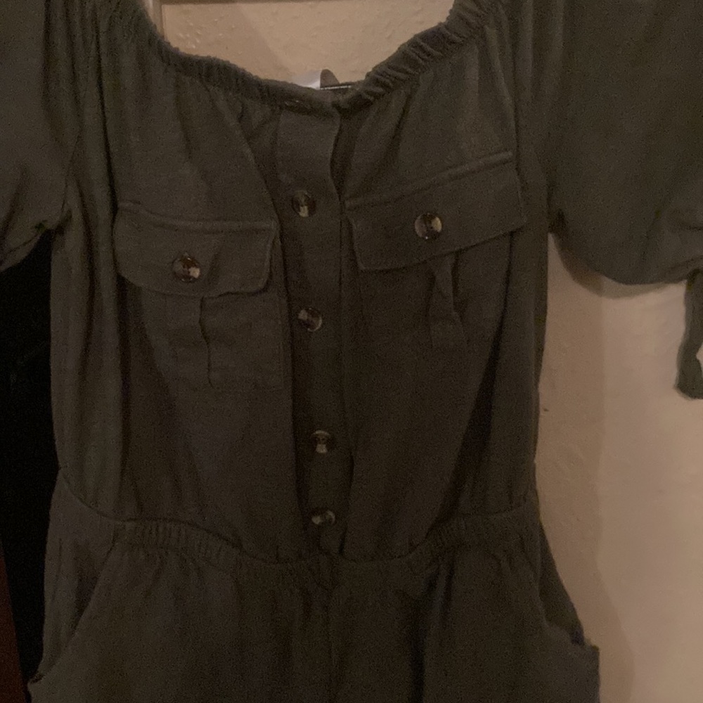 Romper - Picture 2 of 8